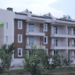 Karaagac أديرني