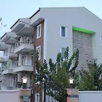 شقة فندقية Karaagac 3*