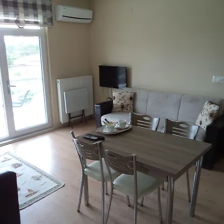 아파트호텔 Karaagac 3*