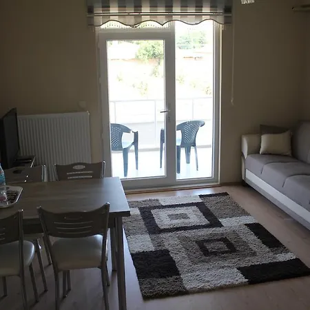 Karaagac Lägenhetshotell 3*