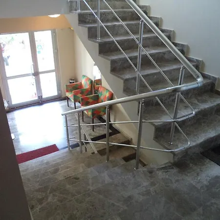 Karaagac Lägenhetshotell